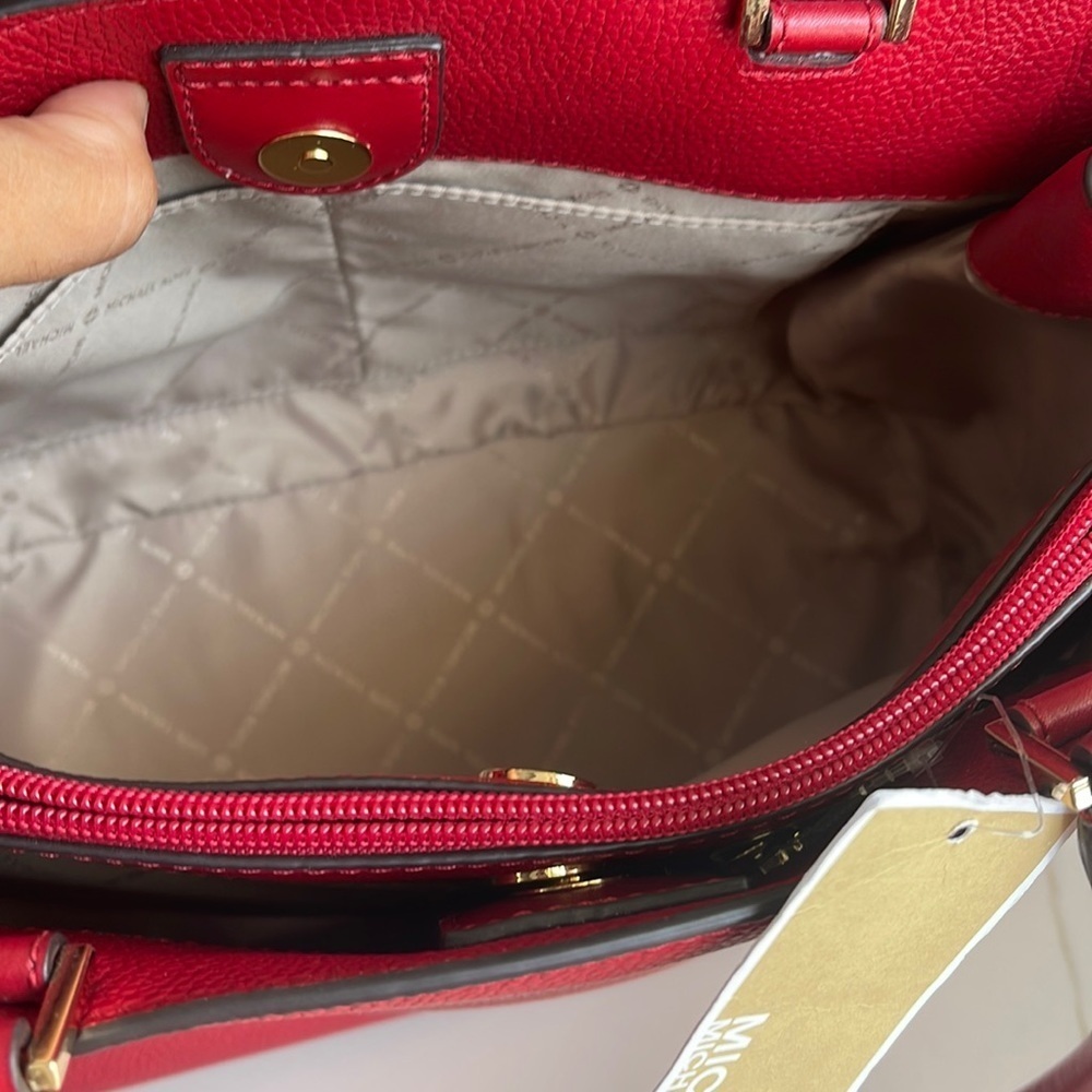 Micheal kors MD satchel - Picture 10 of 16